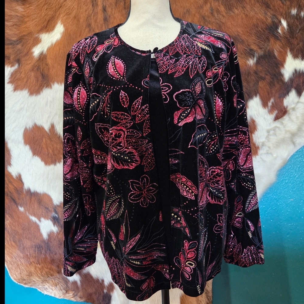 Notations Black and Pink Floral Velvet Blazer